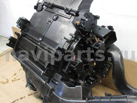 Новое Audi Q7, 2018 г., OEM 4K1820005AJ, арт. 100624-004, фото 3