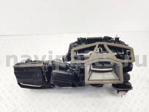 Новое BMW X6 G06, 2019 г., OEM 64115A31831, арт. 113434