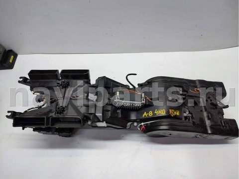 Новое Audi A8 D4, 2011 г., OEM 011021936, арт. 11389