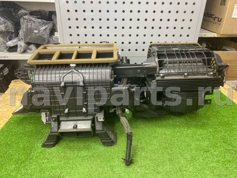 Новое Kia Stinger, 2018 г., OEM 97205J5000, арт. 15008
