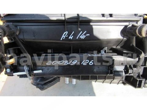Новое Audi A4, 2014 г., OEM 8T0820521F, арт. 200819-126
