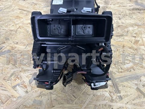 Новое Audi Q8, 2018 г., OEM 4M0819351A, арт. 2411057, фото 6