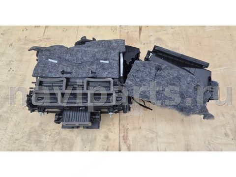 Новое Porsche Taycan, 2019 г., OEM 9j1820005f, арт. 2607030, фото 2