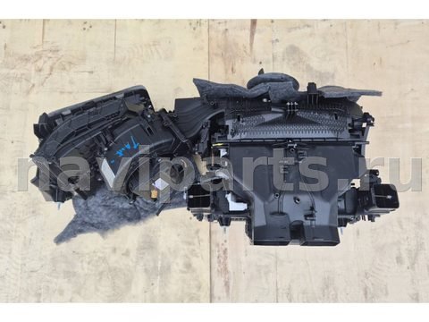 Новое Porsche Taycan, 2019 г., OEM 9j1820005f, арт. 2607030, фото 4