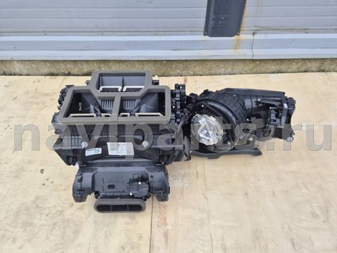 Новое BMW X4 G02, 2018 г., OEM 7942068, арт. 2607033