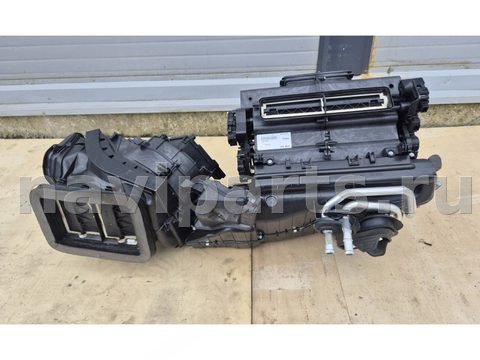 Новое Audi Q8, 2018 г., OEM 4k1820001ab, арт. 2607037