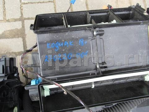 Новое Skoda Kodiaq, 2018 г., OEM 5Q0907521C, арт. 270220-001, фото 3
