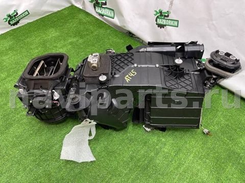 Новое Volkswagen Touareg, 2011 г., OEM 7P1820121, арт. 27834, фото 5