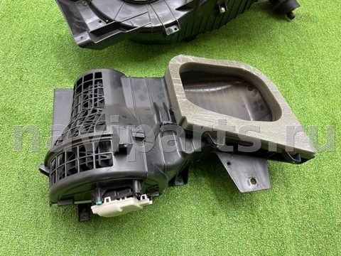 Новое Ford Explorer U502, 2013 г., OEM CG1Z18471C, арт. 30416, фото 2