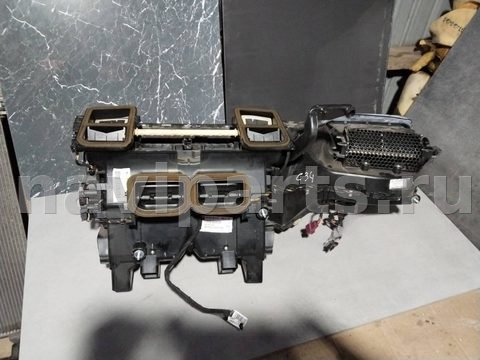 Новое Mercedes C W204, 2008 г., арт. 311-1