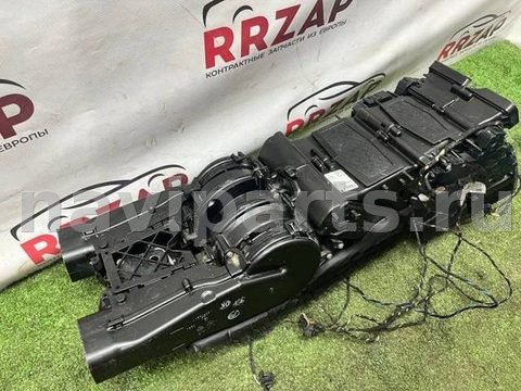 Новое Audi A8, 2012 г., OEM 4H0820004, арт. 3272, фото 2