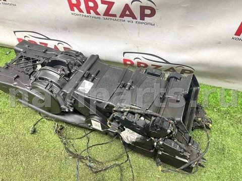 Новое Audi A8, 2012 г., OEM 4H0820004, арт. 3272, фото 3