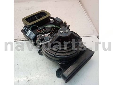 Новое Mercedes R, 2009 г., OEM 929566G, арт. 55625561