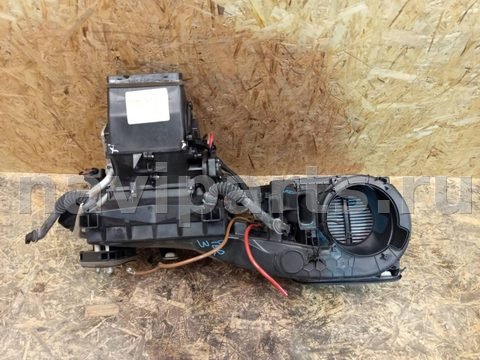 Новое Mercedes R, 2008 г., OEM 982523W, арт. 75135591