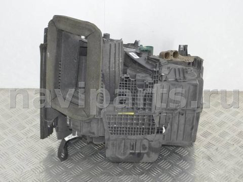 Новое Renault Sandero, 2010 г., OEM 271002848R, арт. 819704