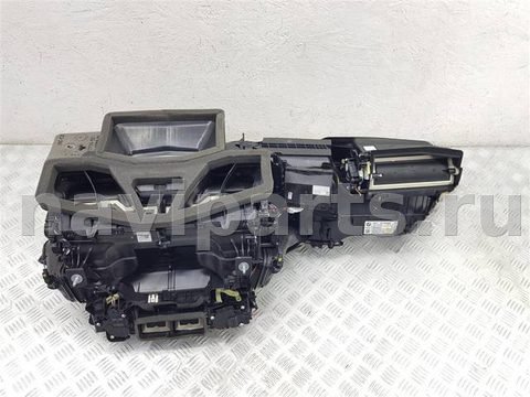 Новое BMW 5 G30/G31, 2016 г., OEM 6411HZ2636385, арт. 82866