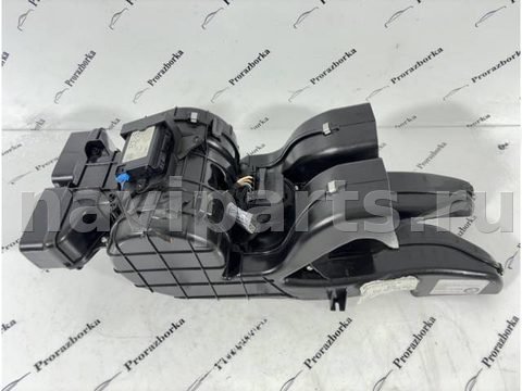 Новое BMW X5 E70, 2012 г., OEM 64116977947, арт. 874