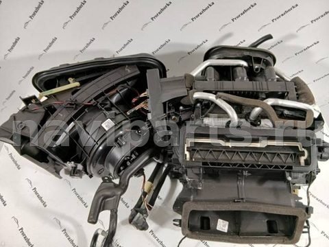 Новое Volvo XC90 LA4, 2018 г., OEM 32226263, арт. 91, фото 3