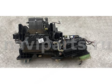 Новое BMW 5 F10/F11/GT F07, 2013 г., OEM 64119241194, арт. 999593790151