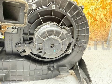 Новое Kia Sorento, 2011 г., OEM 972002P340, арт. A48749, фото 4