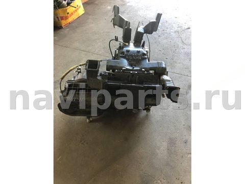 Новое Toyota Avensis, 1999 г., арт. B94537933