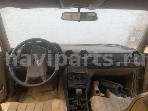 Новое Mercedes E W123, 1982 г., арт. W123-164