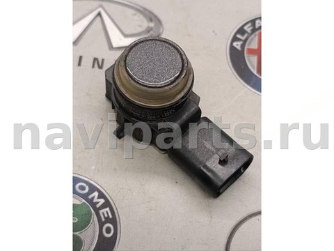 Новое Alfa Romeo Giulia, 2017 г., OEM 735643800, арт. 3394-26-8-3