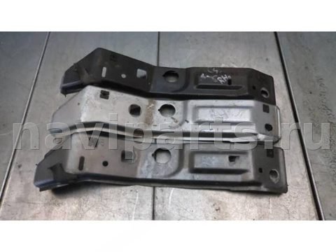 Передняя панель крепления облицовки Audi 100, 1992 г., OEM 4A0805606B, арт. Ppko424g1