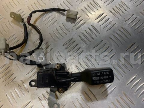 Новое Toyota Land Cruiser, 2000 г., арт. 168884