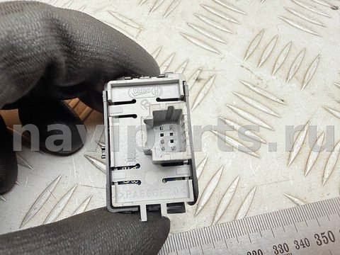 Новое Renault Laguna, 2013 г., OEM 255500002R, арт. A54504_7, фото 3