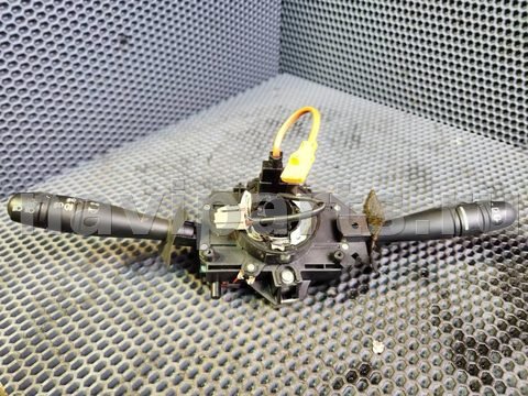 Новое Renault Laguna, 2000 г., OEM 7700411792, арт. 96958886