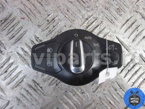 Новое Audi Q5, 2016 г., OEM 8KO941531A5, арт. 00065341