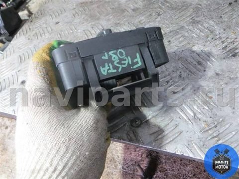 Новое Ford Fiesta, 2010 г., OEM 8A6T13A024BB, арт. 00068717, фото 5