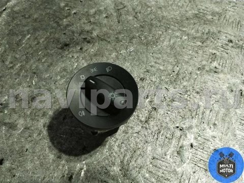 Новое Skoda Yeti, 2012 г., OEM 5L0941431F, арт. 00120934