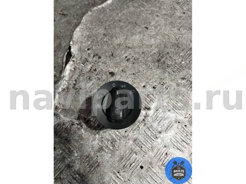 Новое Skoda Fabia, 2018 г., OEM 5E0941431F, арт. 00121009
