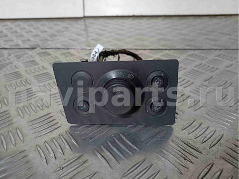 Новое Opel Zafira, 2006 г., OEM 13205863, арт. 005984