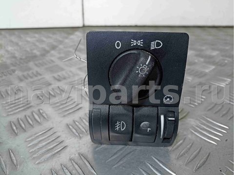 Новое Opel Zafira, 2003 г., OEM 24421188, арт. 022743
