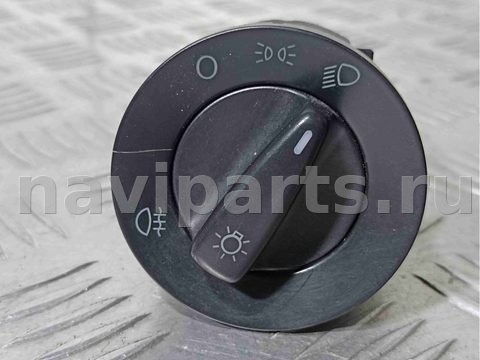 Новое Volkswagen Golf, 1999 г., OEM 1c0941531, арт. 023862