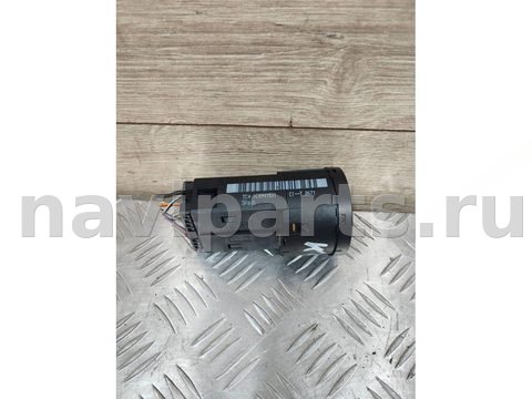 Новое Volkswagen Golf, 2001 г., арт. 17898858
