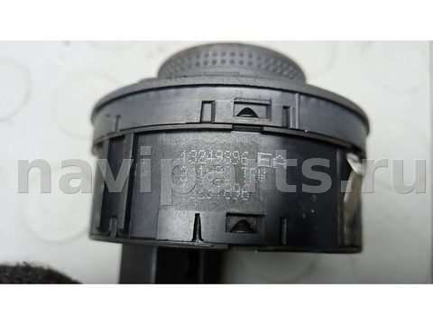 Новое Opel Corsa, 2009 г., арт. 1DE15WU01, фото 3