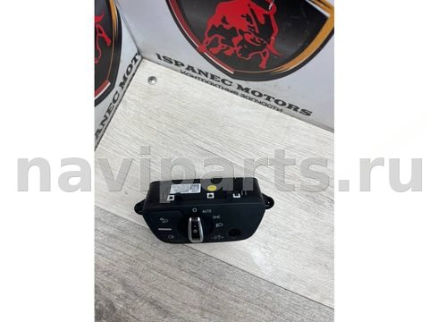 Новое Audi Q7 4M, 2017 г., OEM 4M0941531AA, арт. 30430, фото 2