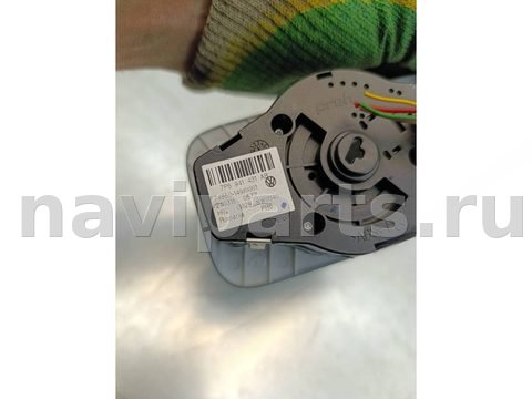 Новое Volkswagen Touareg, 2015 г., OEM 7P6941431AB, арт. ADV3-101, фото 3