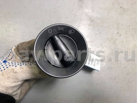 Новое Volkswagen Bora, 2001 г., OEM 1C0941531, арт. B36653120_4