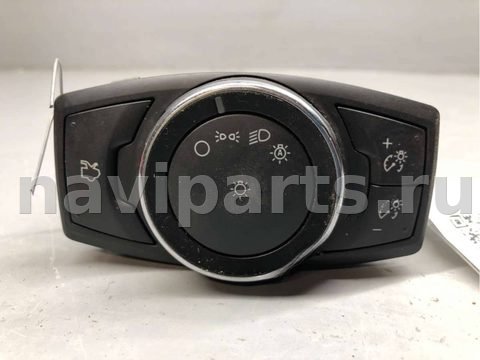 Новое Ford Focus, 2013 г., OEM CM5T13A024BA, арт. B66140134