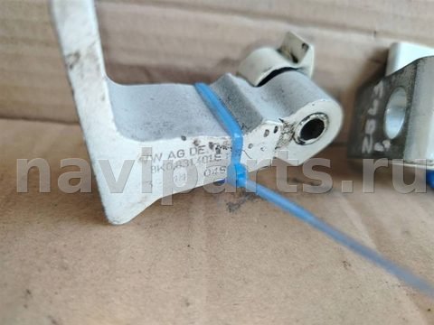 Петля двери Audi A4, 2010 г., OEM 8K0831401E, арт. 17118.2BL3, фото 2
