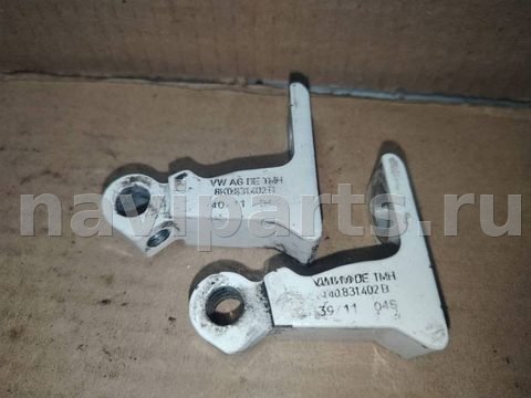 Петля двери Audi A4, 2010 г., OEM 8K0831402B, арт. 2075.XBE1, фото 2
