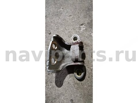 Петля двери Nissan Almera Tino, 2001 г., арт. 22792