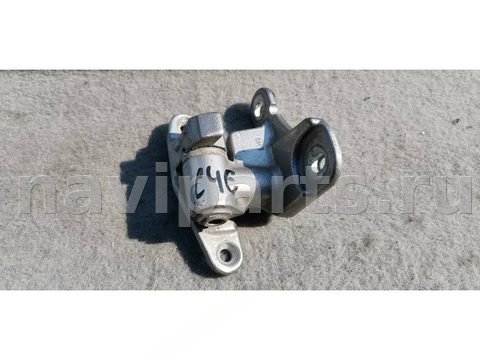 Петля двери Mercedes B W245, 2008 г., арт. 25444