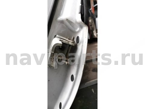 Петля двери Peugeot 308, 2008 г., арт. 25738