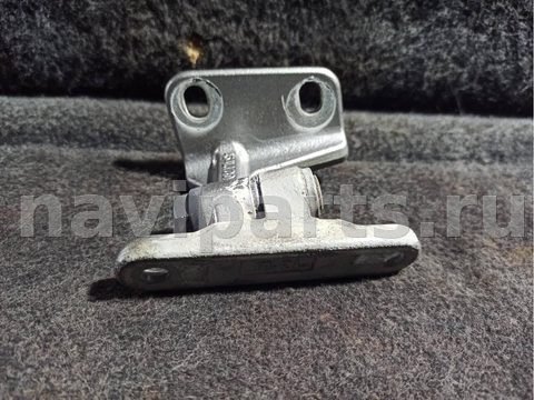 Петля двери Mercedes B W245, 2009 г., арт. 25875